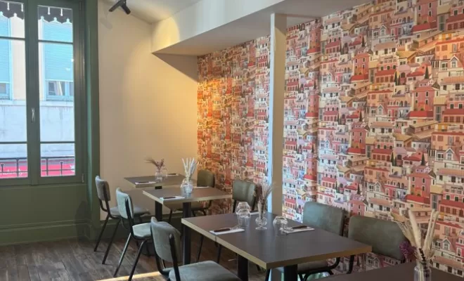Rénovation d'un restaurant avec plâtrerie et peinture à La Croix Rousse 